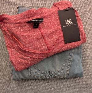 Rock & Republic Heathered Red V-Neck Tee And Rock And Republic Capris
